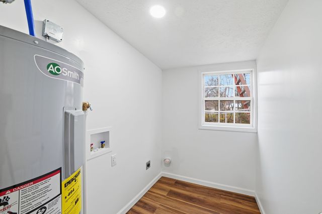 203 E Duffle St, Waverly, TN 37185