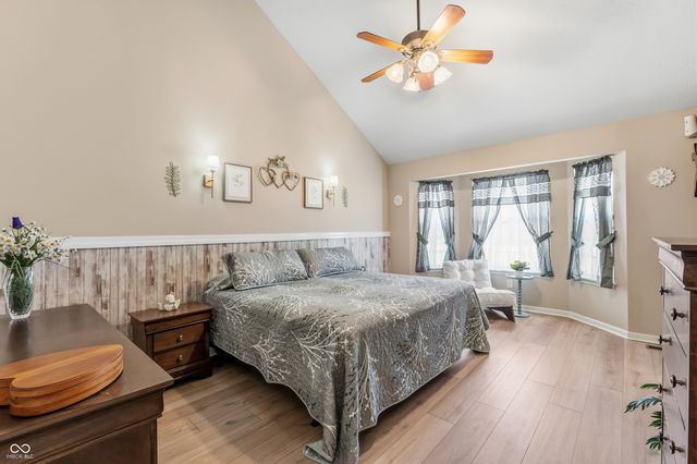 6075 Prairie Stream Way, Columbus, IN 47203