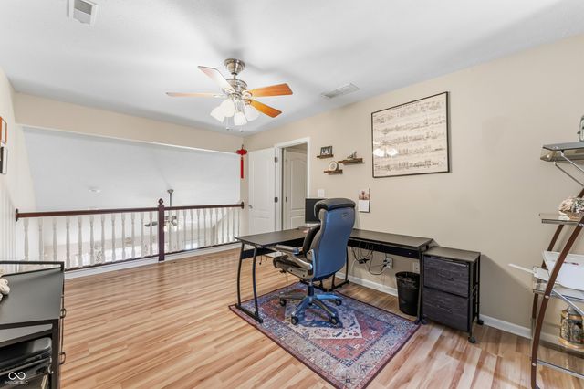 6075 Prairie Stream Way, Columbus, IN 47203