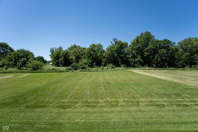 6075 Prairie Stream Way, Columbus, IN 47203