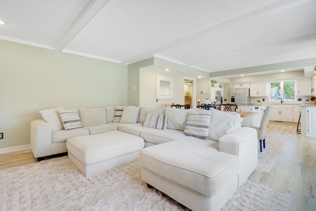 708 4th Avenue S, Princeton, MN 55371