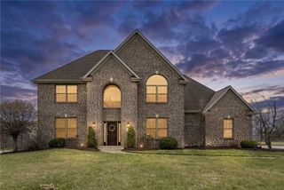 2094 Laurel Ridge Dr, Jefferson Hills, PA 15025