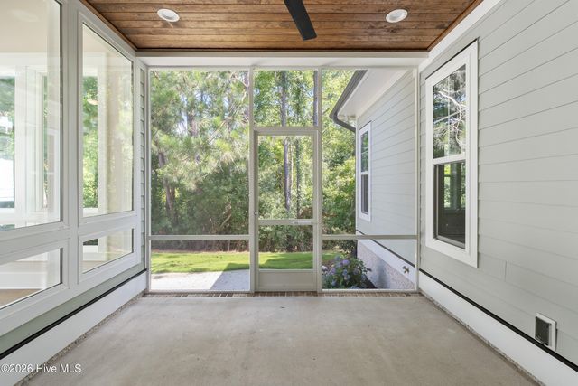 3868 Reserve Club Drive, Southport, NC 28461