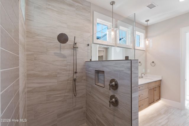 3868 Reserve Club Drive, Southport, NC 28461