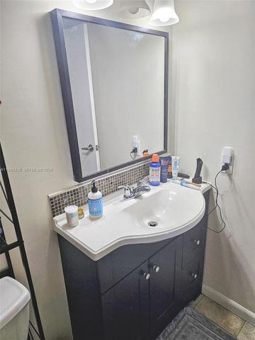 601 Three Islands Blvd 511, Hallandale Beach, FL 33009