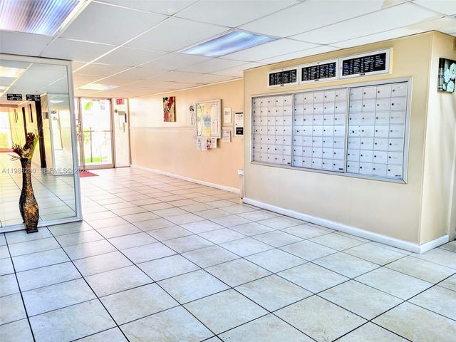 601 Three Islands Blvd 511, Hallandale Beach, FL 33009