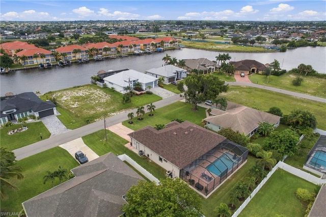 134 SW 33rd AVE, Cape Coral, FL 33991