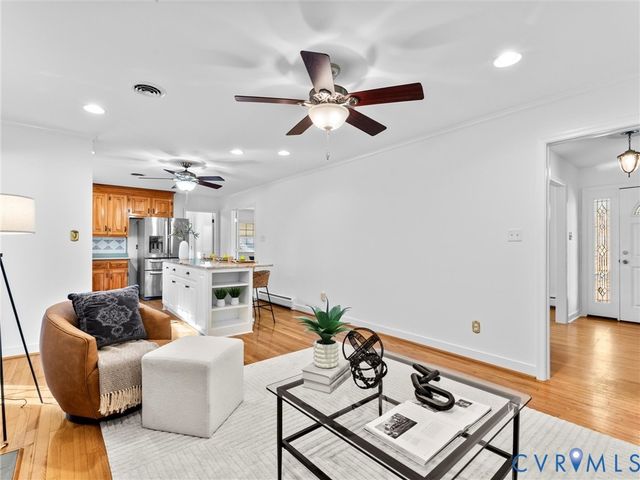 8411 Lyndale Dr, North Chesterfield, VA 23235