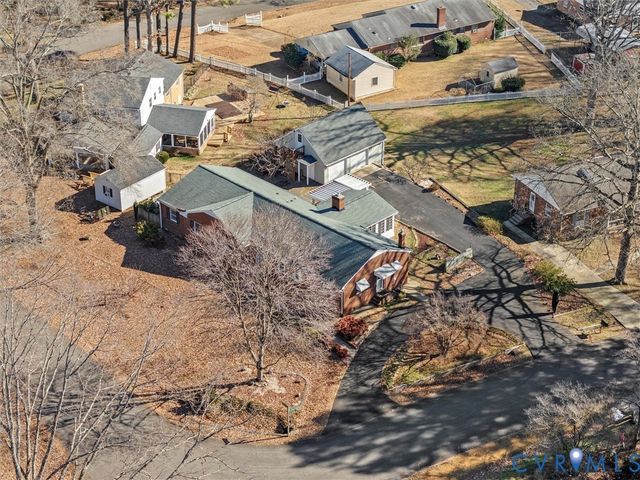 8411 Lyndale Dr, North Chesterfield, VA 23235