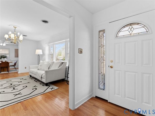 8411 Lyndale Dr, North Chesterfield, VA 23235