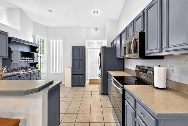 2689 SUNBURY ST, Clermont, FL 34711