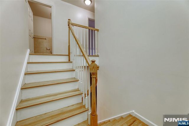 425 West Street B, Fort Lee, NJ 07024