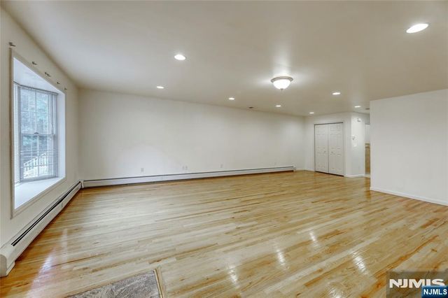 425 West Street B, Fort Lee, NJ 07024