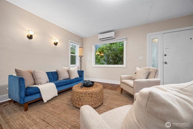 125 34th Street, Bellingham, WA 98225