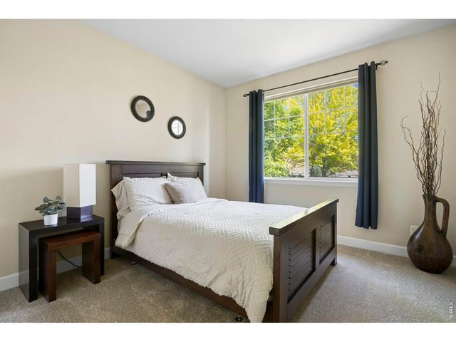 5651 Kadenwood Dr, Fort Collins, CO 80528