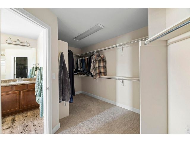 5651 Kadenwood Dr, Fort Collins, CO 80528