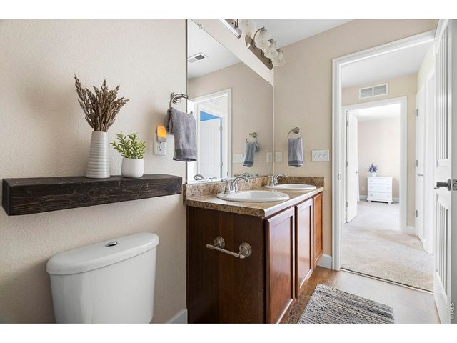 5651 Kadenwood Dr, Fort Collins, CO 80528