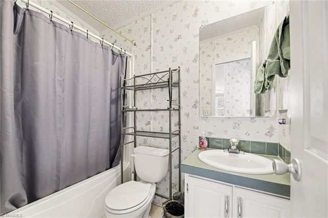 2298 Ray Loop Road, Westfield, NC 27053