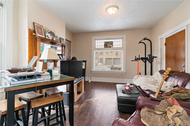 10 N Bryant Ave, Bellevue, PA 15202