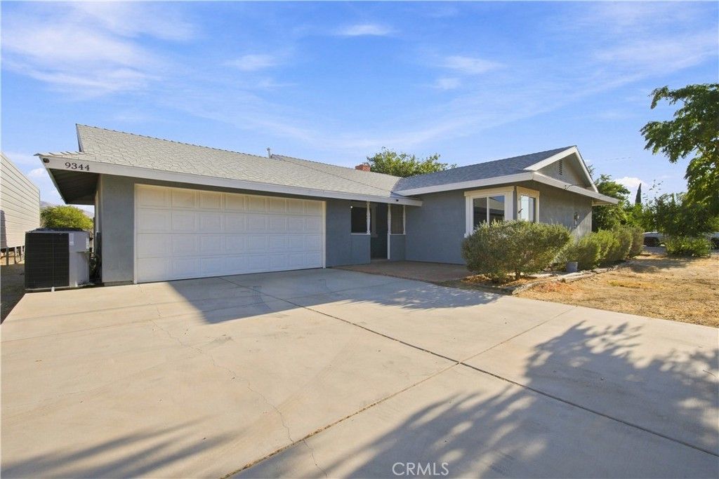 Image 1 of property listing at 9344 E Avenue T8, Littlerock, CA 93543