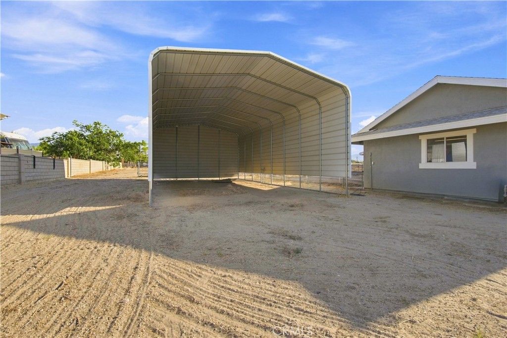 Image 2 of property listing at 9344 E Avenue T8, Littlerock, CA 93543