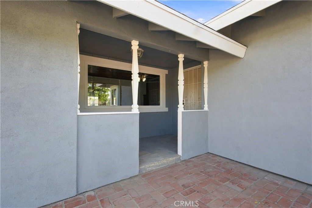 Image 3 of property listing at 9344 E Avenue T8, Littlerock, CA 93543