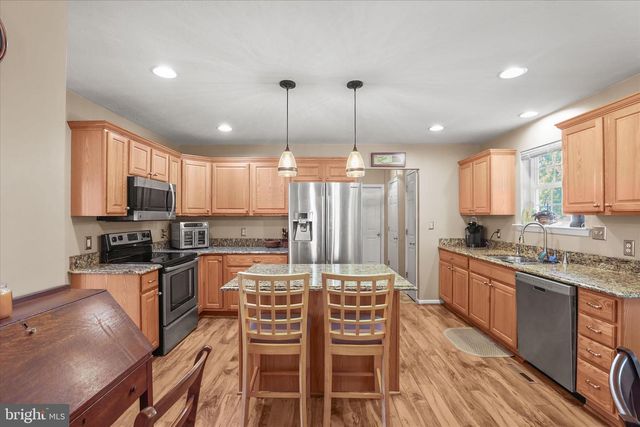 197 BARLEY CIR, Hanover, PA 17331