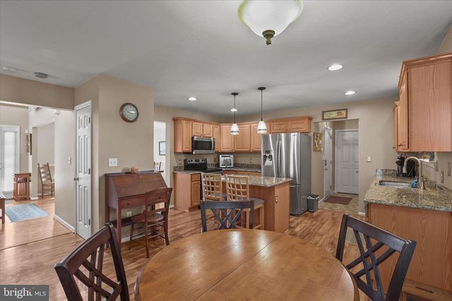 197 BARLEY CIR, Hanover, PA 17331