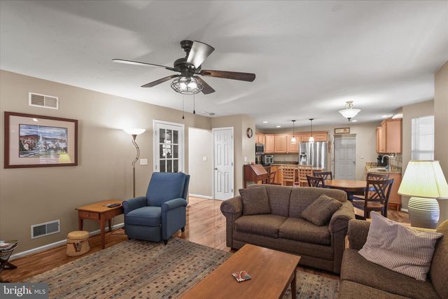 197 BARLEY CIR, Hanover, PA 17331