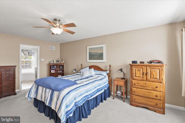 197 BARLEY CIR, Hanover, PA 17331