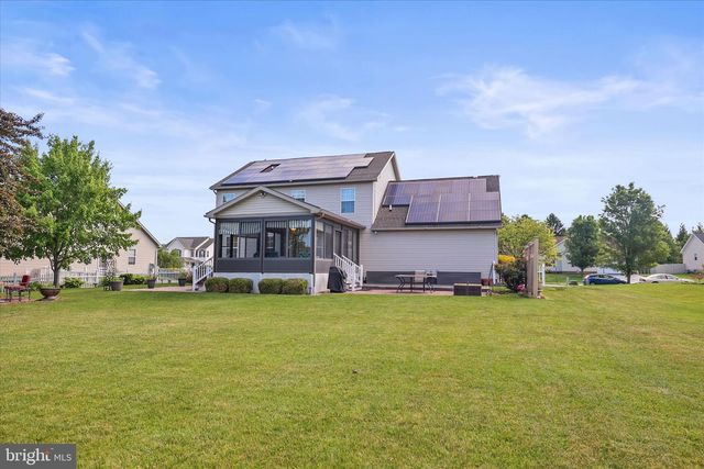 197 BARLEY CIR, Hanover, PA 17331