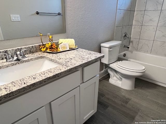 13023 Reid Meadows, Live Oak, TX 78233
