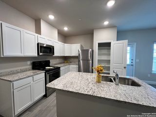 13023 Reid Meadows, Live Oak, TX 78233