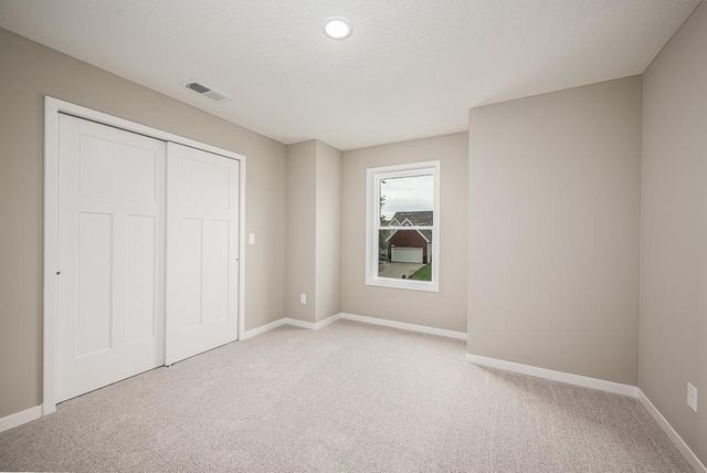 1318 N 159th Street, Basehor, KS 66007