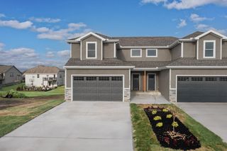 1318 N 159th Street, Basehor, KS 66007