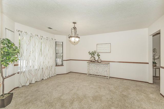 1316 W Palo Alto, Fresno, CA 93711