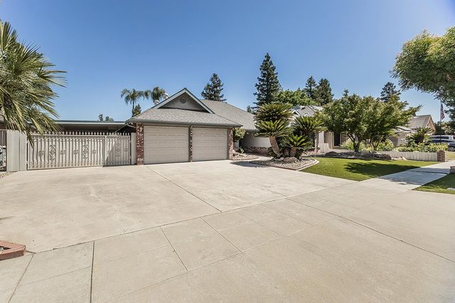 1316 W Palo Alto, Fresno, CA 93711