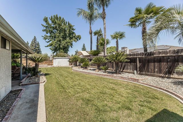 1316 W Palo Alto, Fresno, CA 93711