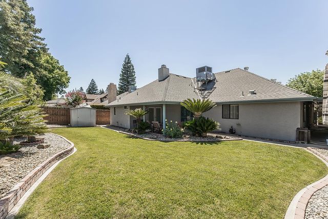 1316 W Palo Alto, Fresno, CA 93711