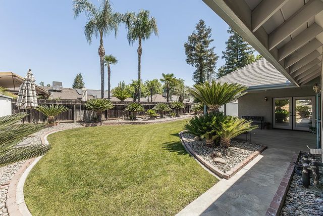 1316 W Palo Alto, Fresno, CA 93711