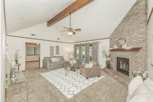 1316 W Palo Alto, Fresno, CA 93711