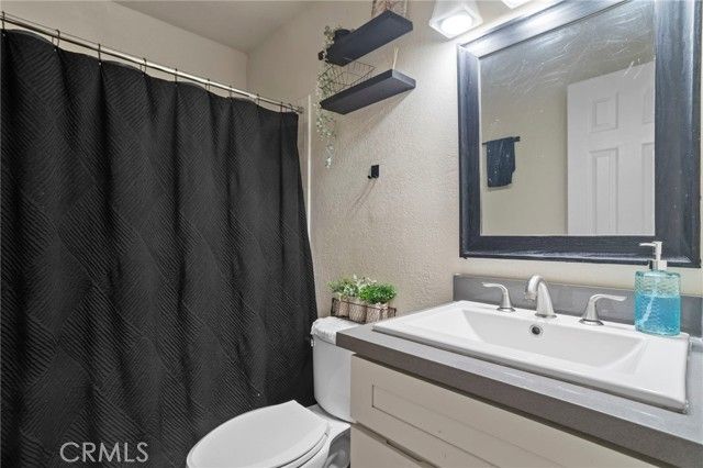 333 N Vernon, Azusa, CA 91702