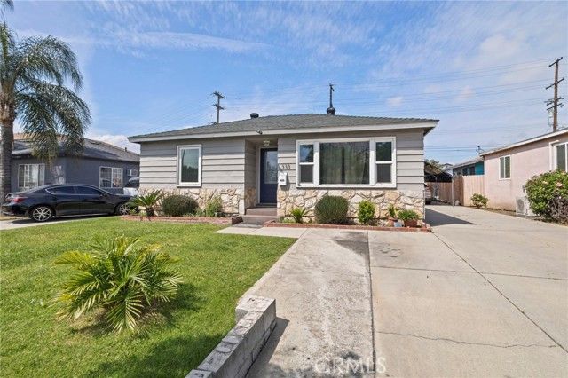 333 N Vernon, Azusa, CA 91702