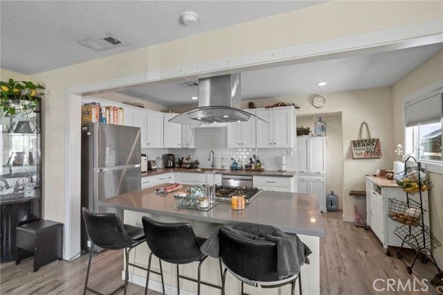 333 N Vernon, Azusa, CA 91702