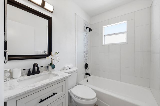 727 16TH AVE NW, Largo, FL 33770