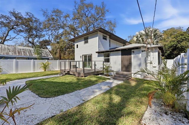 727 16TH AVE NW, Largo, FL 33770