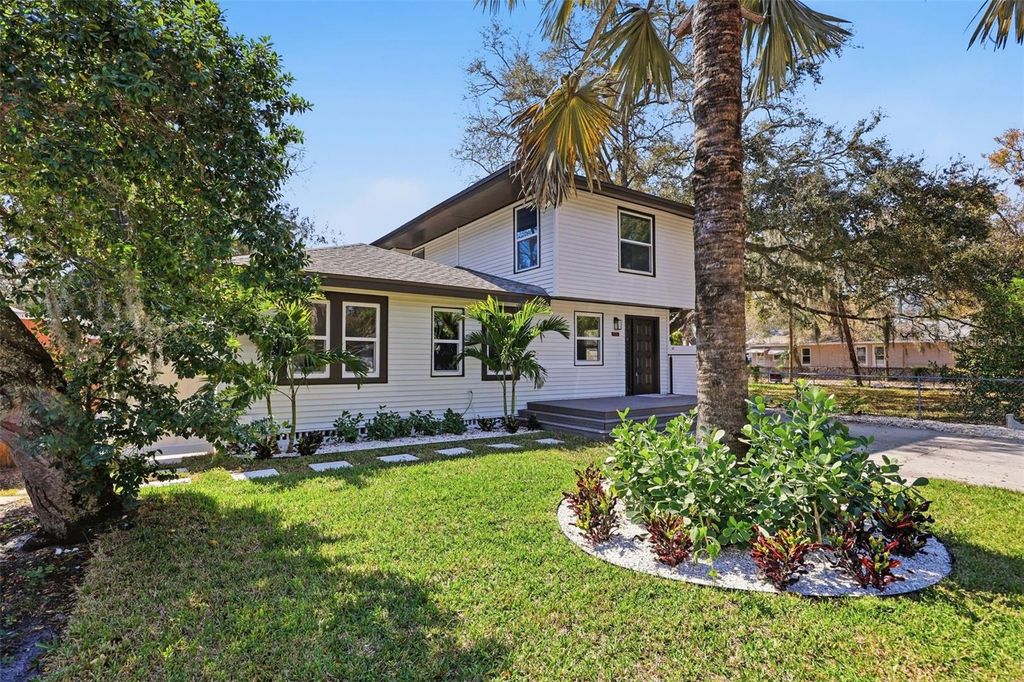 727 16TH AVE NW, Largo, FL 33770
