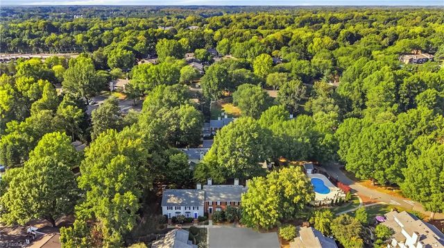3936 New Garden Park, Greensboro, NC 27410