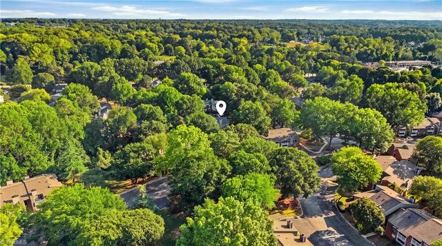 3936 New Garden Park, Greensboro, NC 27410