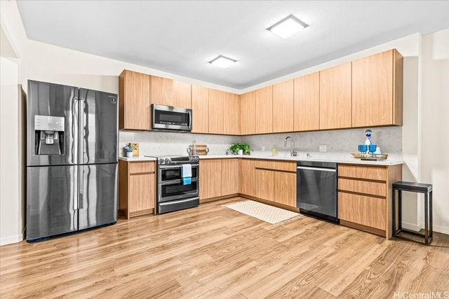 1391 Kapiolani Boulevard 3904, Honolulu, HI 96814